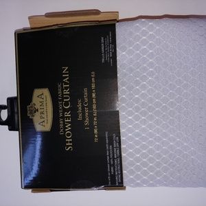 Full sized shower curtain 72 inch x 72 inch